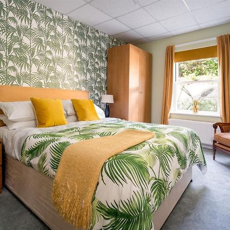Palm Grove Apartments Торки Екстериор снимка