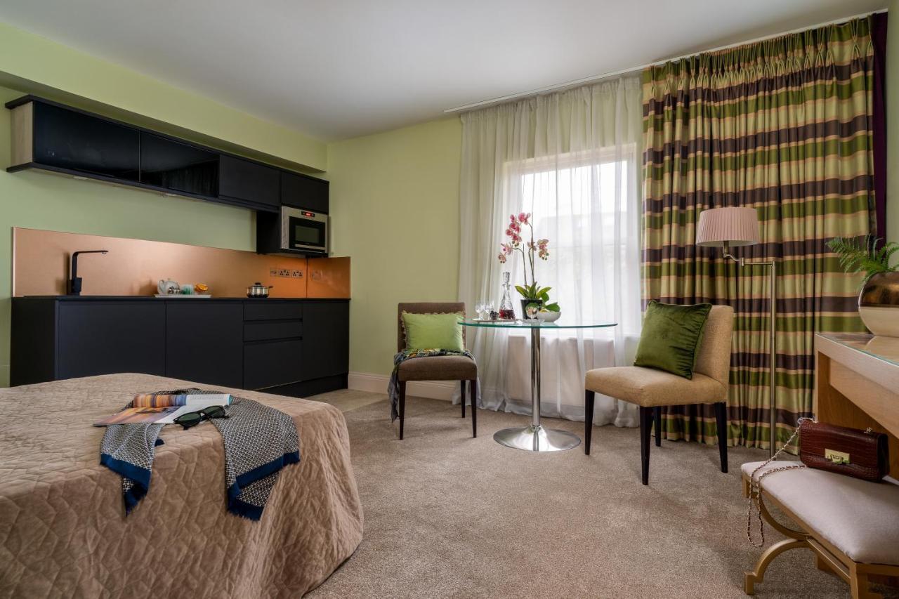 Palm Grove Apartments Торки Екстериор снимка