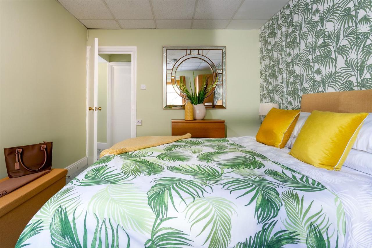 Palm Grove Apartments Торки Екстериор снимка